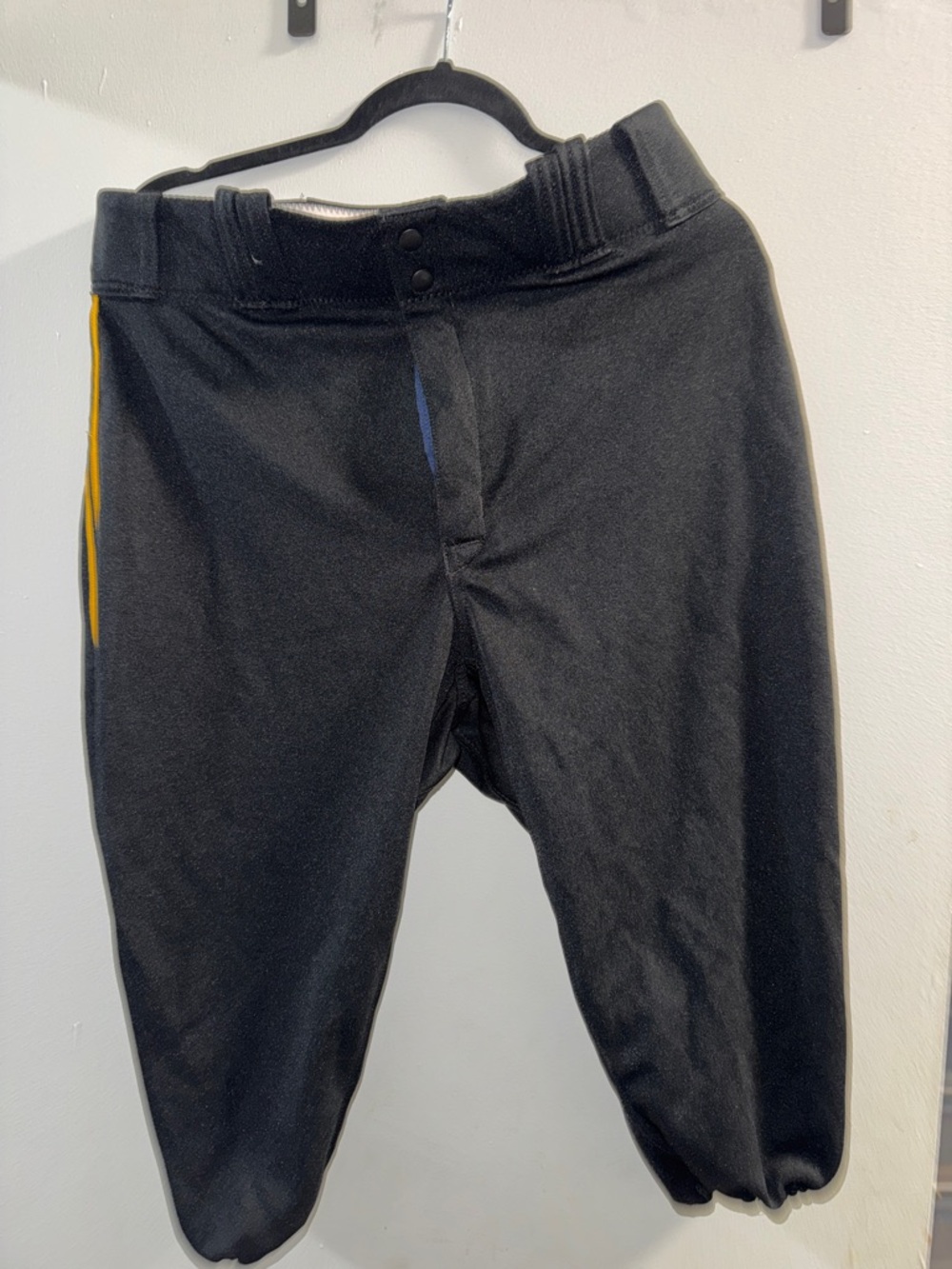 Men's Black majestic baseball pants  with Yellow Side Strip